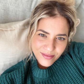 Babysitter Be’er Ya‘aqov: לי