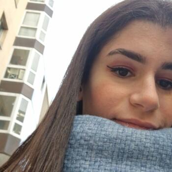 Baby-sitter in Courbevoie: Christine
