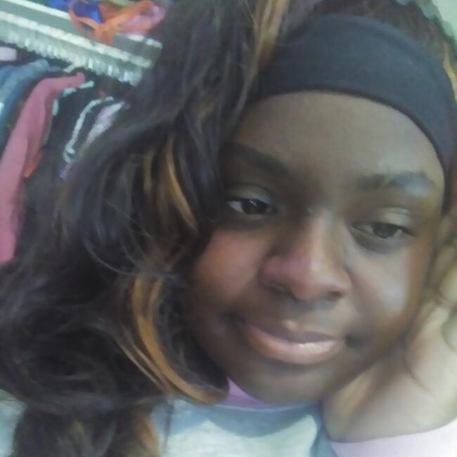 Babysitter in Moreno Valley: Leah