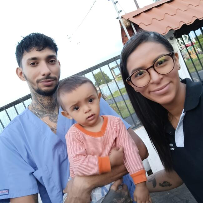 Δουλειά για babysitter στην περιοχή Ερέδια: Roberto