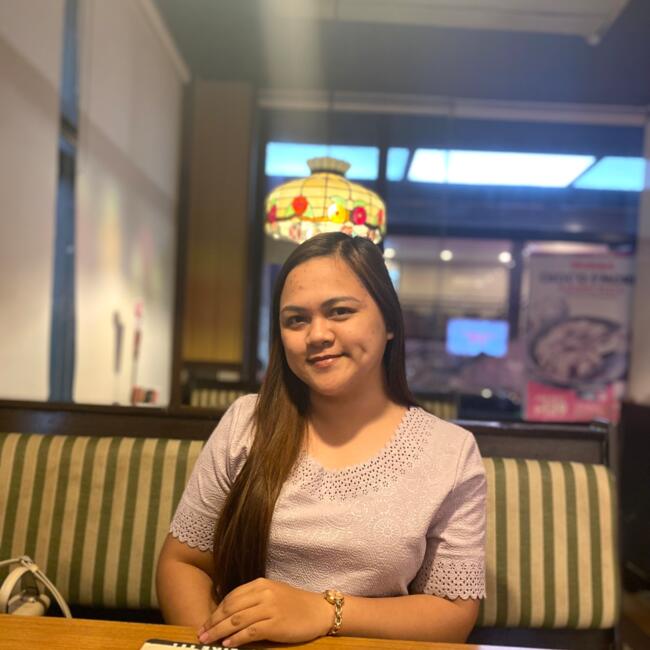 Babysitter in Courbevoie: URAYANI,