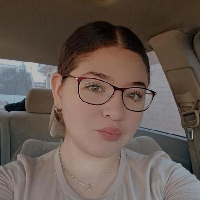 Babysitter in Tijuana: Isa