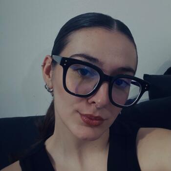 Babysitter in Athens: TZINA MARGIOLA