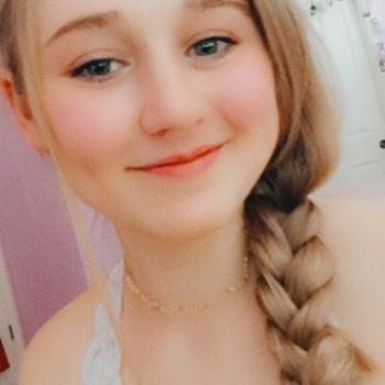 Babysitter in Castle Rock (Colorado): Ariana