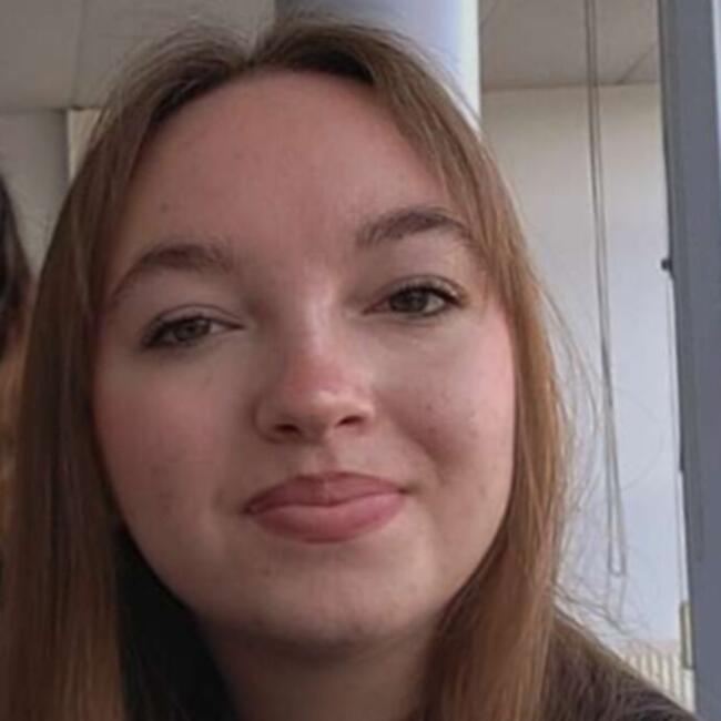 Babysitter in Les Andelys: Lou ann