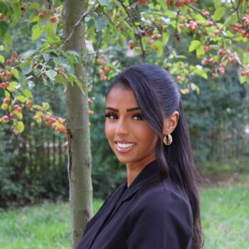 Babysitter in Villetaneuse: Syrine