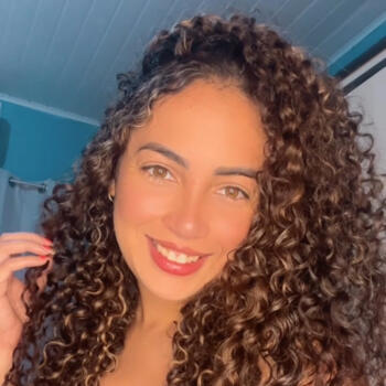 Babysitter in Cork: Leticia