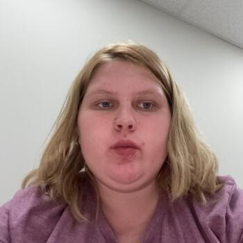 Baby-sitter in Bradford: Natasha