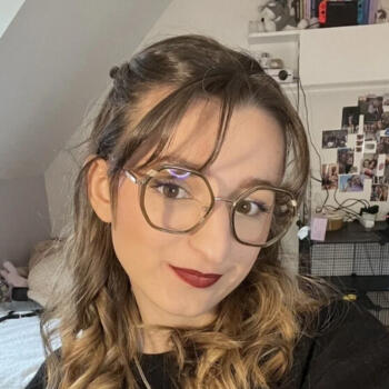 Baby-sitter Villeneuve-d'Ascq: Elise