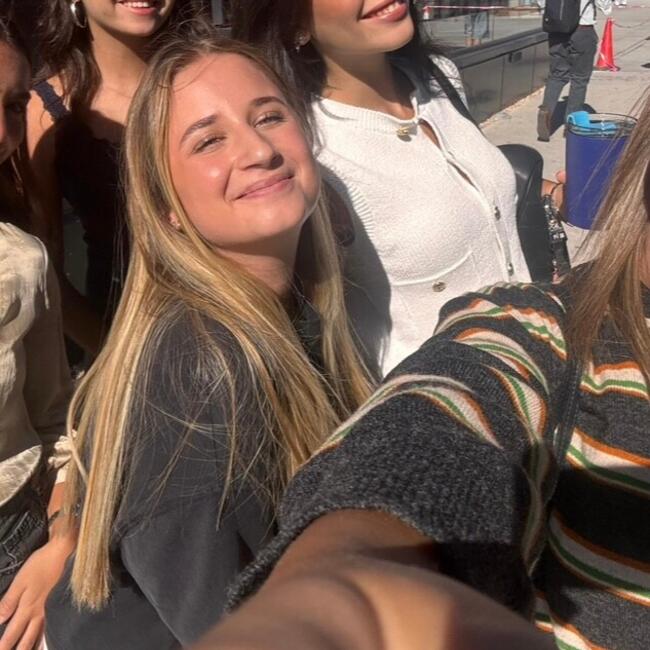Babysitter in Madrid: Camille