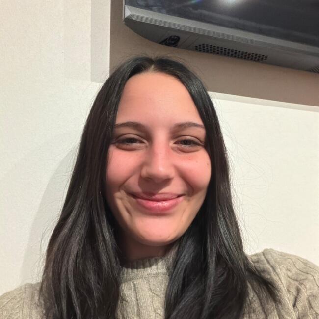 Babysitter in Wien: Zahra