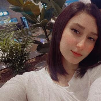 Babysitter Incheon: Lily