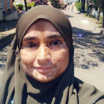 Babysitter Birmingham: Juna