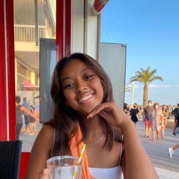 Baby-sitter in Bagneux: Aïmy