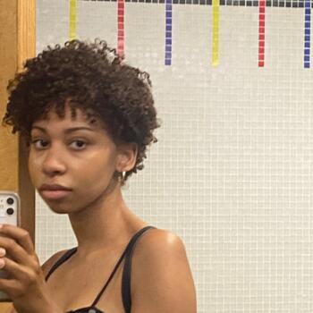 Baby-sitter Paris: Floriane