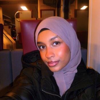 Lastenhoitaja Espoo: Nawal