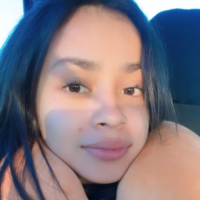 Nanny in Jaén: Greydel