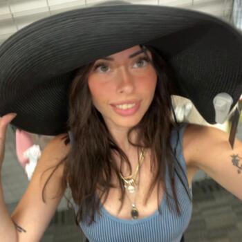 Niñera en Avellaneda (Buenos Aires): Violeta pilar