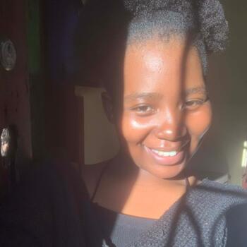 Babysitter in East London: Asiphe