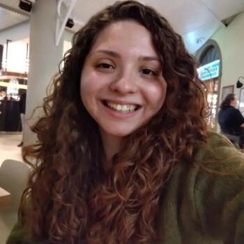 Babysitter Santa Maria da Feira: Gabriela