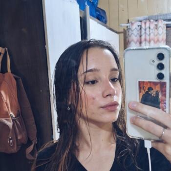 Babysitter in Novo Hamburgo: Mariana