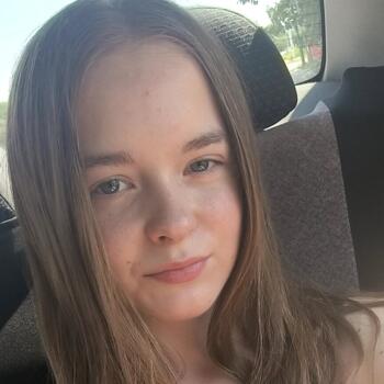 Bébiszitter Dunaújváros: Vivien