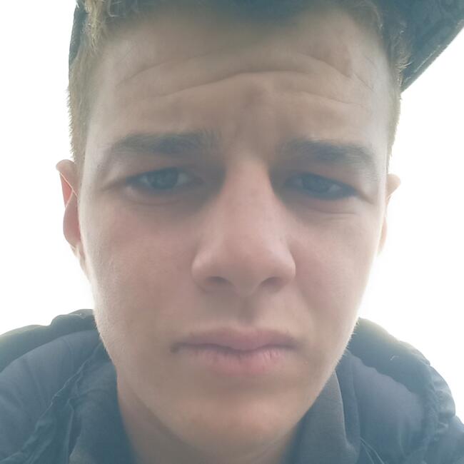 Babysitter in Draa el Mizan: Hakim