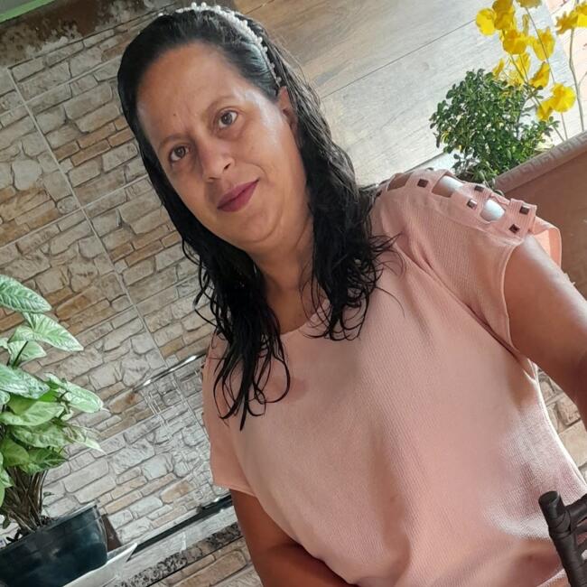 Babá em São José dos Pinhais: Andréia