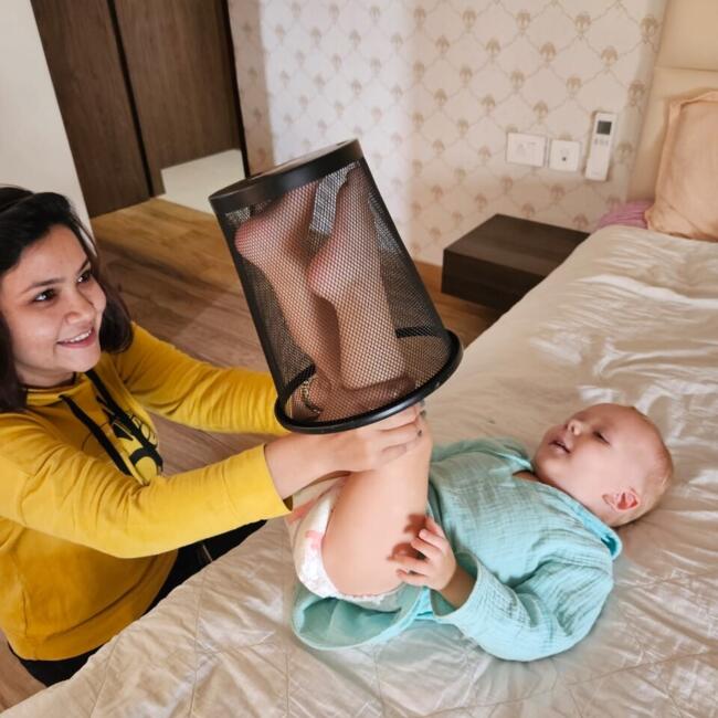 कोलकाता में बेबीसिटर: Shally