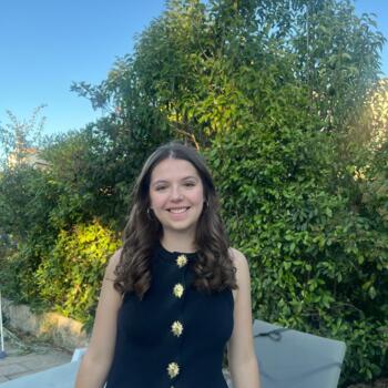 Babysitter in Sedan: Louise