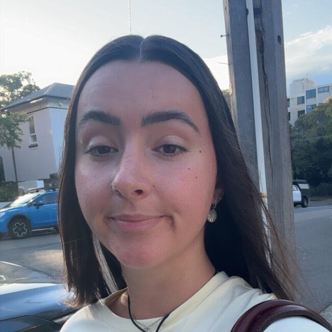 Babysitter in Sydney: Beth