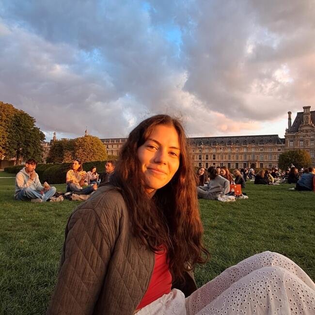 Babysitter in Bruz: Astrid