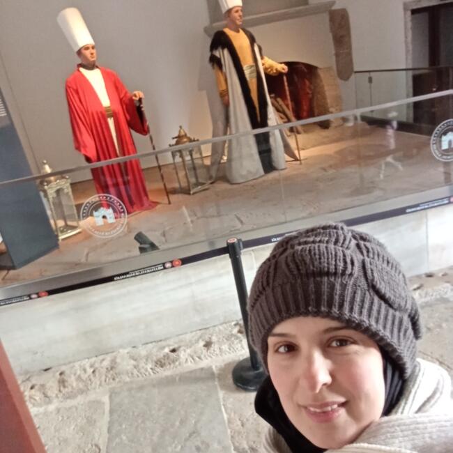 Babysitter in Villeneuve-la-Garenne: Karima