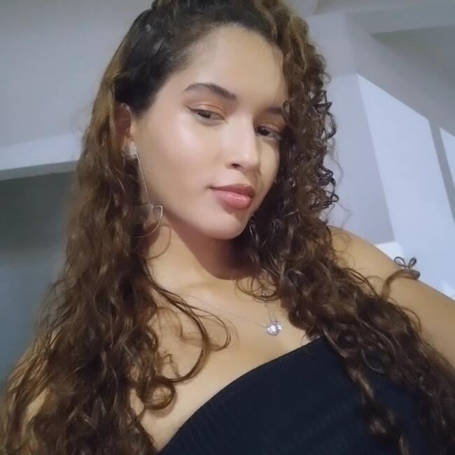 Babysitting job in Palmas: Anny Carollina