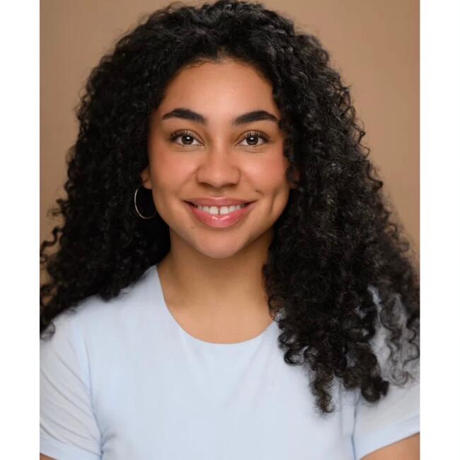 Babysitter in New York: Ella