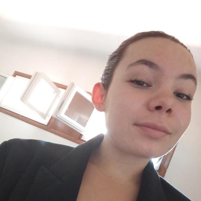 Babysitter in Tarbes: Lise