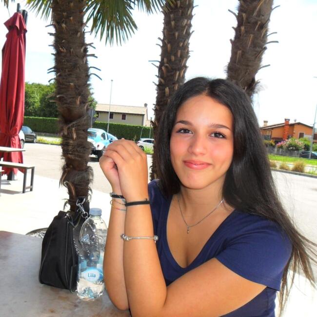 Babysitter a Cassola: Sara