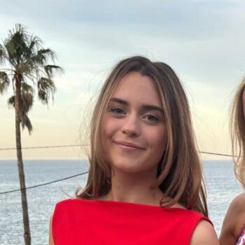 Babysitter Canberra: Mia