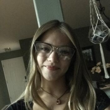 Babysitter in Porterville: Kelsey