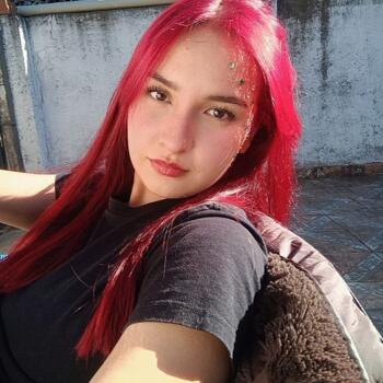 Babysitter in Luque: Kihara