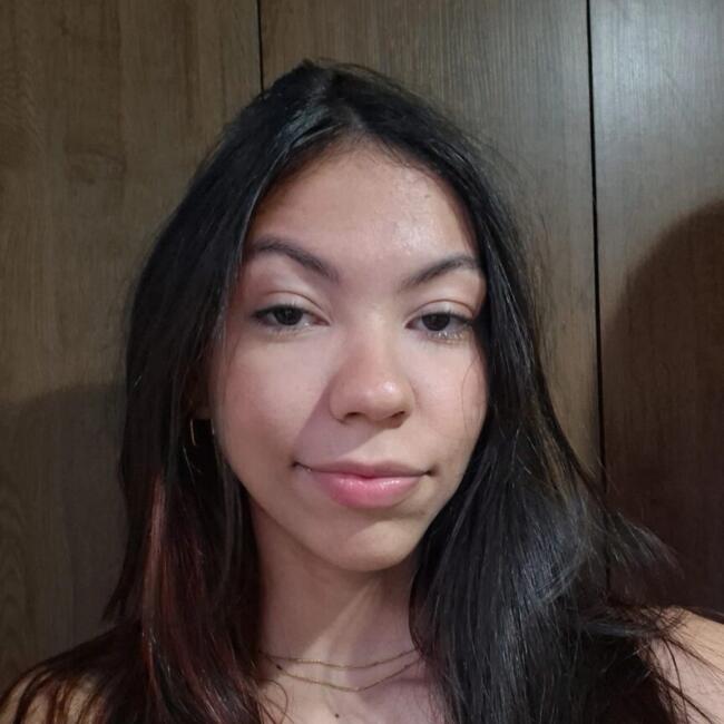Babysitter in Bièvres: Bianca