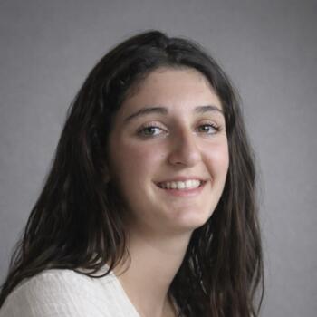 Babysitter in Toulouse: Ava