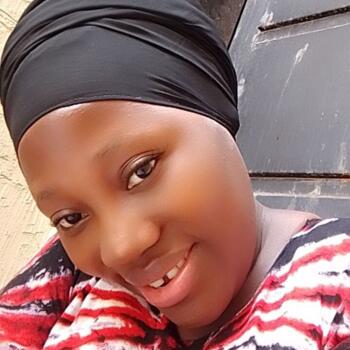 Babysitting job in Riyadh: babysitting job Namutebi