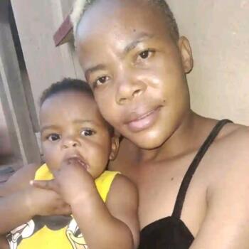 Babysitter in Roodepoort: Mantsha