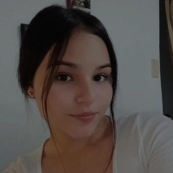 Baby-sitter in Floridablanca: Ana María