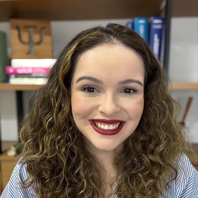 Babysitting job in São Paulo: Luzia Maia