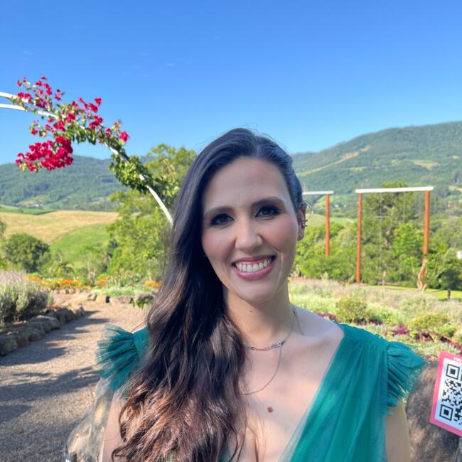 Emprego de babá em Lajeado: LETICIA