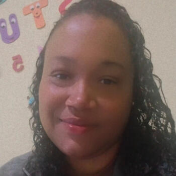 Babysitter in Almirante Tamandaré: Lisieli
