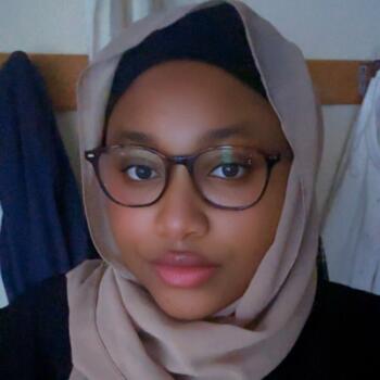 Babysitting job in Dundee: babysitting job Fatimah