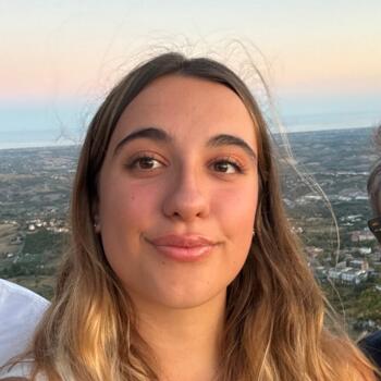 Babysitter Gardone Riviera: Lucrezia